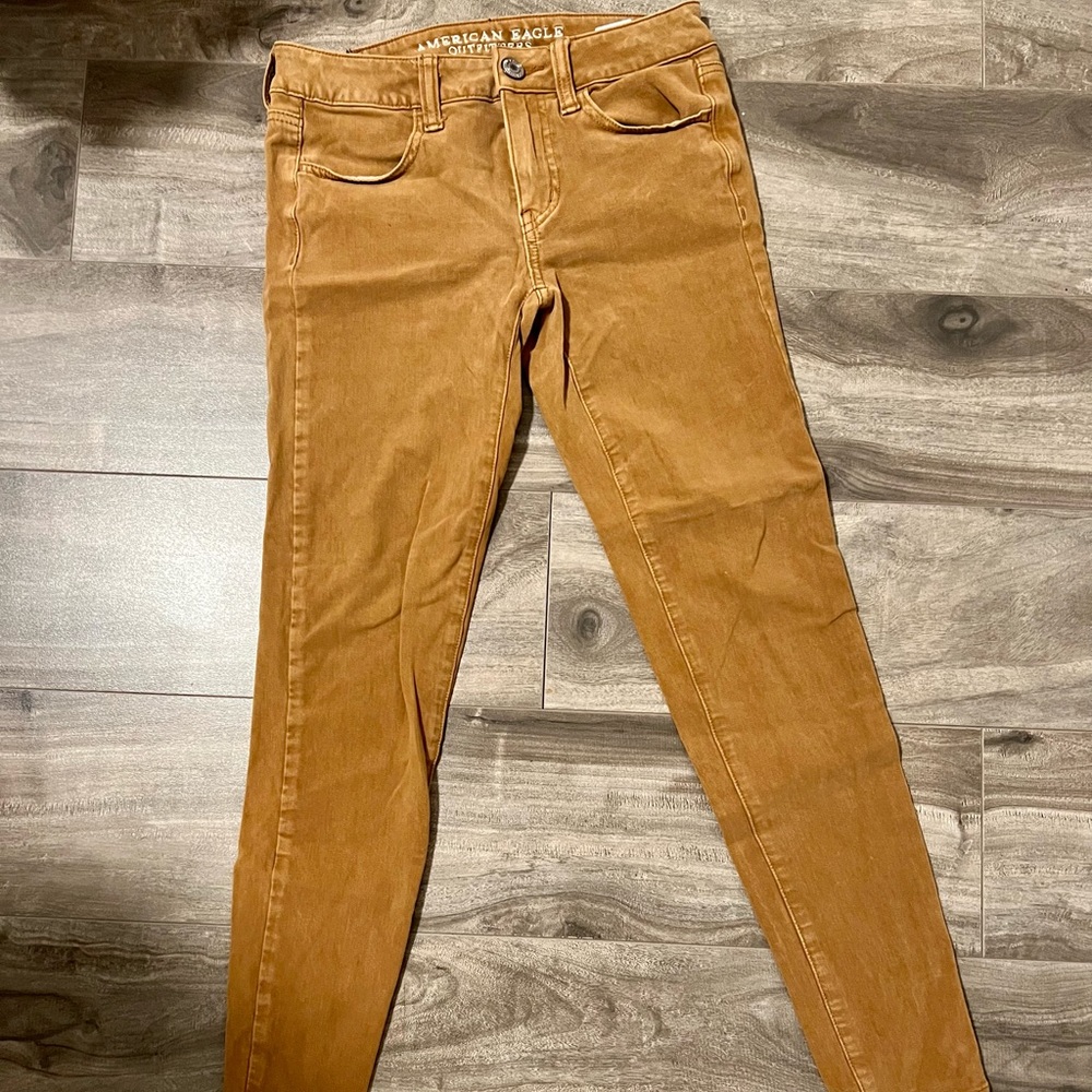 American Eagle Tan Super Stretch Jeggings